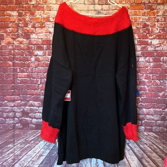 Adorable NWT Llama Christmas Sweater! - Picture 3 of 4